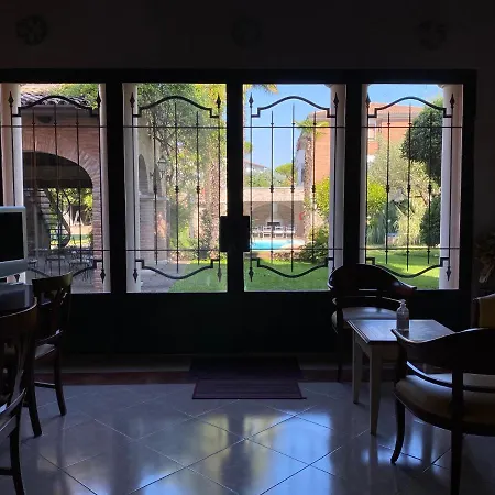 Hotel Dama Estense 3*