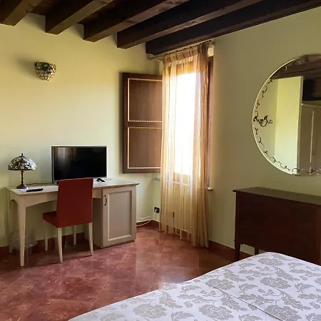 Hotel Dama Estense