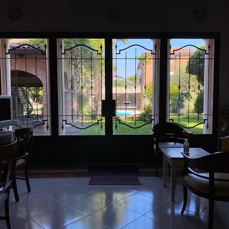 Hotel Dama Estense 3*