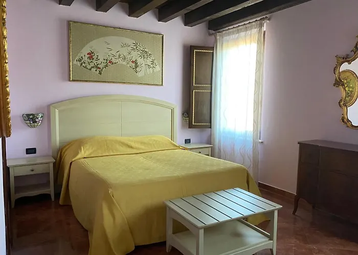 Hotel Dama Estense