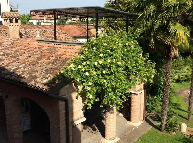 Hotel Dama Estense