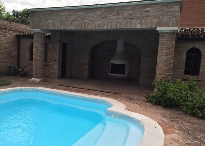 Hotel Dama Estense 3*