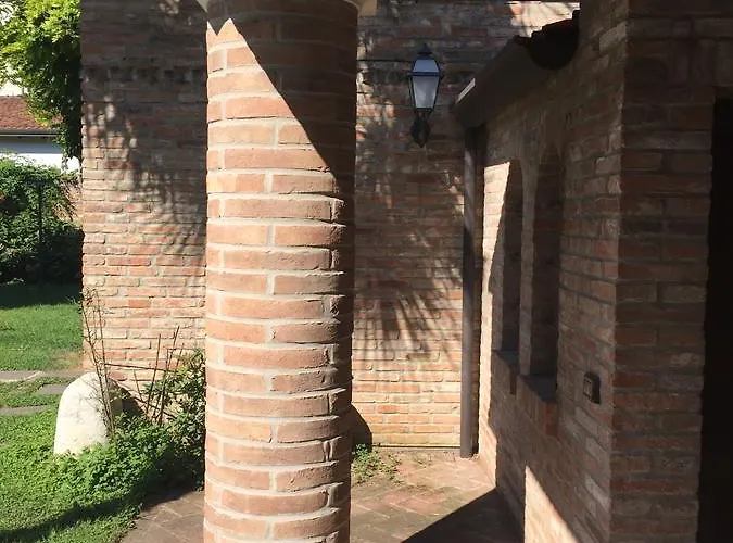 Dama Estense Hotel 3*